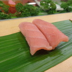 六五寿司 - まぐろ