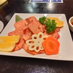 やきにくキッチンぱくぱく - 