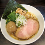 錦糸町中華そば さん式 - 味玉入り淡麗中華そば（黒）