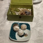 ボン・ヴィラージュ・オゼ - ゼザート（お茶菓子）