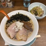 中華そば うゑ田 - 夜限定：背油煮干しそば 980円。