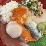 丼丸 - 料理写真: