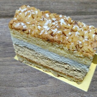 パティスリー イル・プルー・シュル・ラ・セーヌ