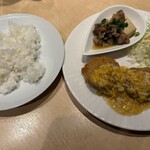 YEBISU BAR - ヒレカツ玉子とじ&肉豆腐 ライス普通盛り