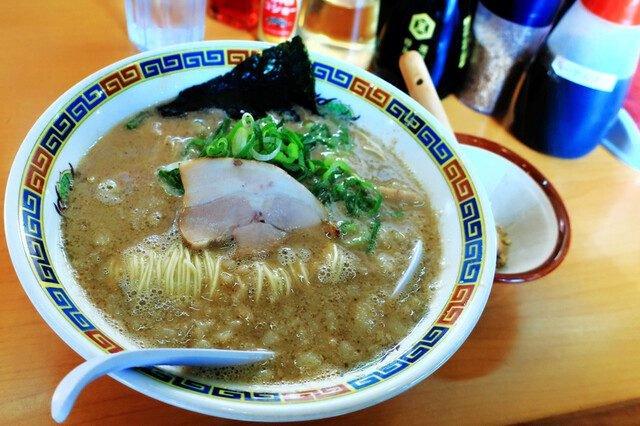 博多長浜らーめん 福ちゃん - 伊勢原/ラーメン | 食べログ