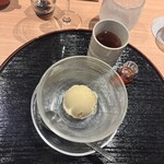 炭火焼鳥 いざ和 - バニラアイス