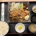 東川楽座　笹一 - 料理写真:「豚キムチ定食」1,100円