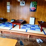 うなぎ山ざき - 店内