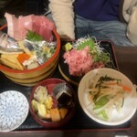 串かど - 海鮮ちらし丼定食1100円