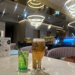 スラッシュカフェアンドバー 川崎 - 