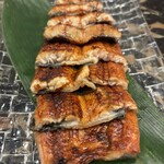 炭火焼うなぎ 金字塔 - 