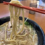 豚人なかまる - ドラゴン麺