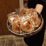 お料理 ちゃとら - 名物、周年どらやき