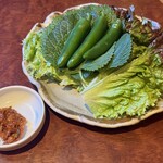 やきにく百済 - チシャセット