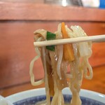 喜多屋 - 野菜と中太麺がベストマッチ