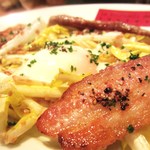 ラ・ピッチョリー・ドゥ・ルル - 早春の野菜ピサンリとグリルした豚バラのサラダ仕立て