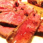 ラ・ピッチョリー・ドゥ・ルル - 国産黒毛和牛トウガラシのロースト　～タイム風味のコンソメソース～