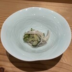 鮨と天草大王 天音 - 鮪の皮の酢の物