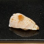 鮨と天草大王 天音 - 鰆　炙り、おろし、橙を搾って一味を