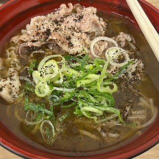 肉そばとおにぎり 一のや_1