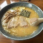 麺屋 もと - みそ（中）950円