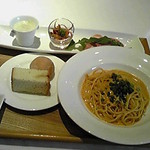 リストランテAO 青山 - パンと、ミニ前菜とパスタ