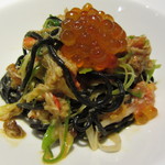 LA BUONA VITA  - クリスマスうにとずわい蟹・いかすみを練り込んだタリオリーニ　塩加減がイマイチ