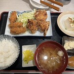 手羽先とかきをもっと自由に 大衆酒場 HANEGAKI - 