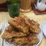 餃子飯店 - これも外せない、手羽中