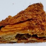 Pane Volare - 自家製バキバキチキンカレー断面