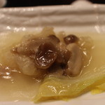 趙楊 - 天麻と松茸と魚の浮き袋煮込み