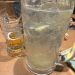 二◯加屋長介 - 