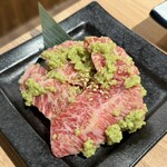 黒毛和牛タンとハラミ 焼肉龍 - 