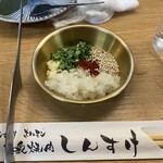 黒毛和牛ホルモン 大衆焼肉しんすけ - 