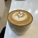 アバウトアスコーヒー - ドリンク写真:カフェラテ \700