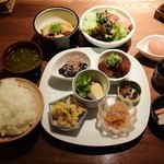 Ashiya Romansu - おそうざい定食940円♪