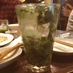 Asian Food ＆ Bar Bagus - 渋谷バグースでパクチー祭り＼(^o^)／
      パクハイで乾杯＼(^o^)／