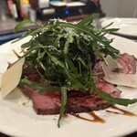 ピッツェリア ファッブリカ 1090 - 牛ハツとルッコラ