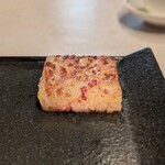 中国飯店 富麗華 - 揚げ②大根餅(至近距離)