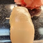 えび寿し - 握り いか  柔らかく 甘みのあるいか  とても美味しい