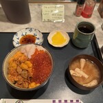 ぺりーのいくら丼 - 
