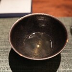 蒼 - 愛媛藤本さんの神経締め真鯛の身と骨からつくったコンソメ