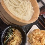 丸亀製麺 - 料理写真: