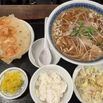 歓迎 - 「歓迎ラーメン、小ライス、餃子」