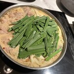 博多もつ鍋 やま中 - 