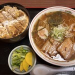 なかの食堂 - 全景