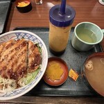 和風レストランまるまつ - 料理写真:ソースかつ丼（税込890円）