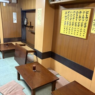 丸八とんかつ店_2