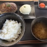 コンナトコロニハンバーグ - 