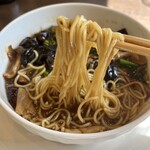 四川 郷土菜 シャンバァロウ - 麺リフト